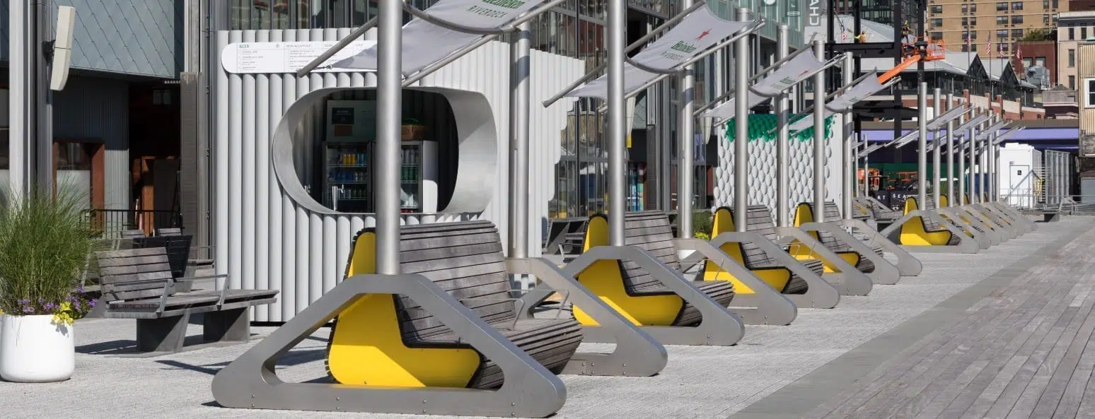 Gliding Benches on Pier 17